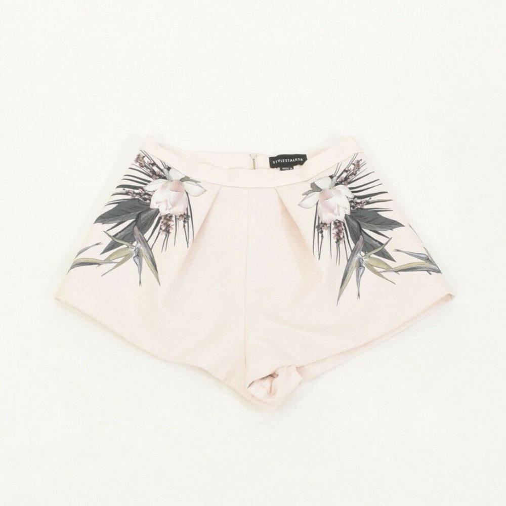 Stylestalker Pastel Pink High-Waisted Dress Shorts